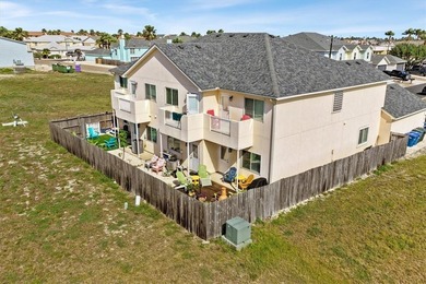 North Padre Island 2-bed, 2.5-bath, 1-car garage, two-story - photo 36