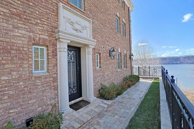 Exclusive Newly Listed Spectacular Hudson River Views: Spacious - photo 38