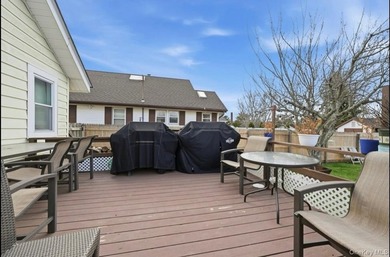 Welcome to your next opportunity in Aquebogue! Nestled on a - photo 9
