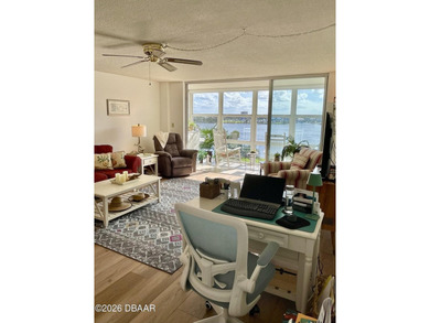 Welcome to THE PENDLETON CLUB, where comfort and coastal charm - photo 12