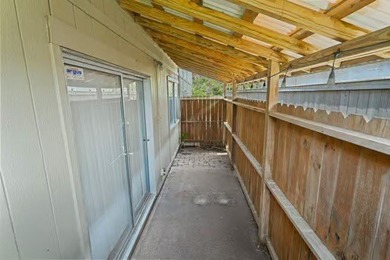 Welcome to Lakewood Village! This charming end-unit condo offers - photo 18
