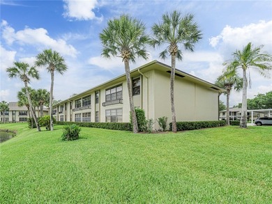 Enjoy stunning lake and golf course views in this 1,188 sq ft - photo 27
