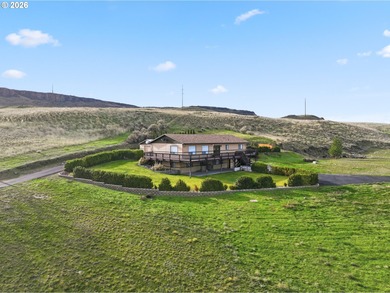 (private lake, pond, coastal) Home For Sale in Arlington Oregon