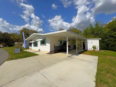 Welcome to Clover Leaf Farms a 55+ age-qualified, active and - photo 4