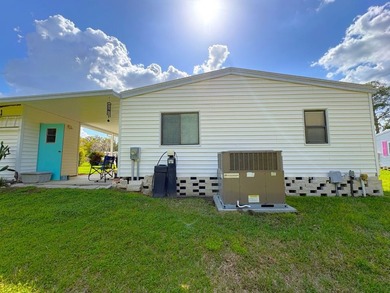 Welcome to Clover Leaf Farms a 55+ age-qualified, active and - photo 6