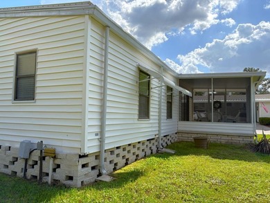 Welcome to Clover Leaf Farms a 55+ age-qualified, active and - photo 7