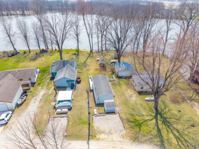 Quiet Lake side setting - photo 25