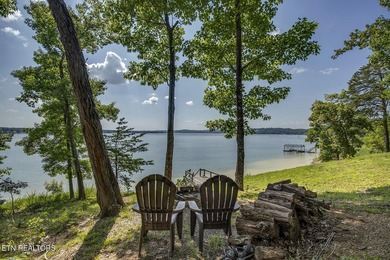 Experience the ultimate lakeside lifestyle on this stunning - photo 12