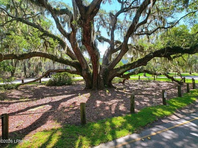 Discover the perfect setting for your dream home on this - photo 14