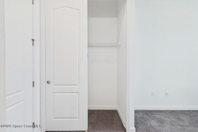 This 4 Bdrm, 3 Bath, 3 Car Garage Lakefront Home on CUL DESAC! - photo 39