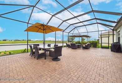 This 4 Bdrm, 3 Bath, 3 Car Garage Lakefront Home on CUL DESAC! - photo 43