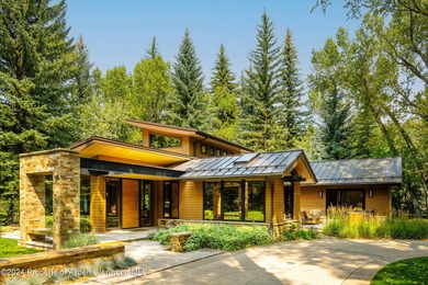 (private lake, pond, creek) Home For Sale in Aspen Colorado
