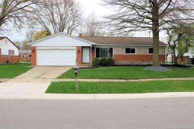 Lake Saint Clair Home For Sale in Clinton Township Michigan