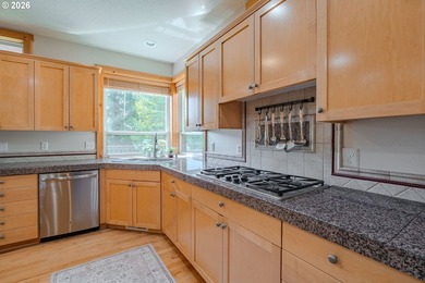 Open Houses Saturday 2-4pm and Sunday 11=1pm Ultimate privacy - photo 19