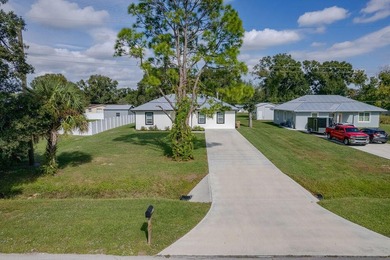 Welcome to 1014 SW 11th Street - a STUNNING 2023 new - photo 35