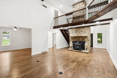 Beautifully renovated lakefront contemporary home, complete with - photo 10