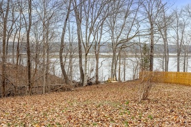 Welcome to your lakefront escape in the Holiday Shores - photo 5