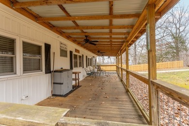 Welcome to your lakefront escape in the Holiday Shores - photo 6