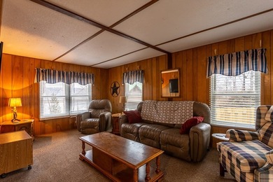 Welcome to your lakefront escape in the Holiday Shores - photo 8