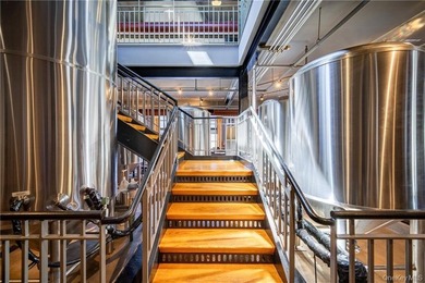 Welcome to one of the Hudson Valley's most iconic and - photo 28