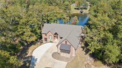 This stunning 4-year-old custom home on Lake Tuscaloosa offers - photo 2