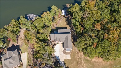 This stunning 4-year-old custom home on Lake Tuscaloosa offers - photo 6