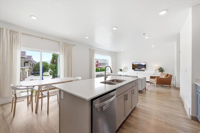 Better than New & So Clean! Move-In and Relax! This Beautiful - photo 10