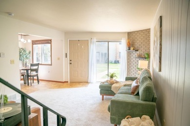 Welcome home to this beautifully refreshed, spacious condo in - photo 5