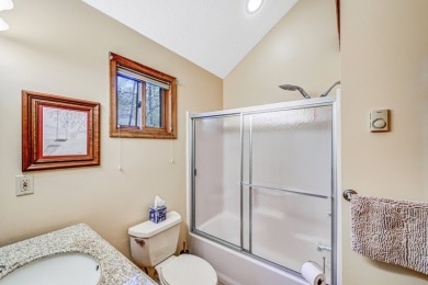 ROAMINGWOOD LAKEFRONT HOME IN THE HIDEOUT - photo 22