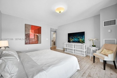 The Most Coveted Sky Residence at the Four Seasons Miami. Rising - photo 29