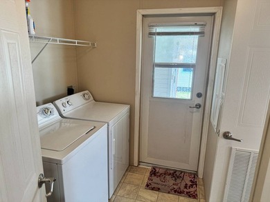Welcome to this spacious and well-maintained 2008 mobile home - photo 29