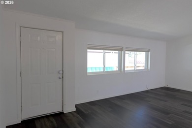 Move-in ready and beautifully maintained, this double-wide - photo 3