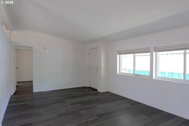 Move-in ready and beautifully maintained, this double-wide - photo 5