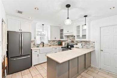 Discover your coastal cool spot at 2130 Eastwind St. Ingleside's - photo 7