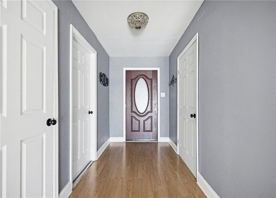 Welcome to this beautifully maintained 4-bedroom, 2-bath, 1-car - photo 4