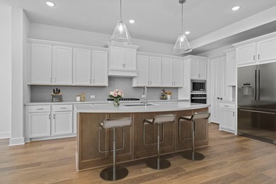 MLS# 21172868 - Built by Coventry Homes - Constpleted Jun 03 - photo 5