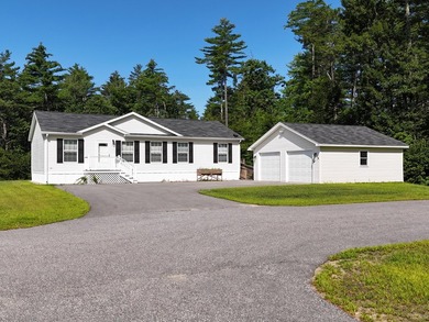 Experience the best of active retirement in this comfortable - photo 1