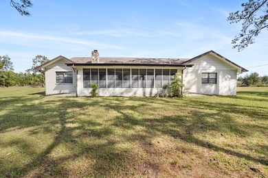 Privately positioned on Lake Mabel, this rare lakefront offering - photo 12