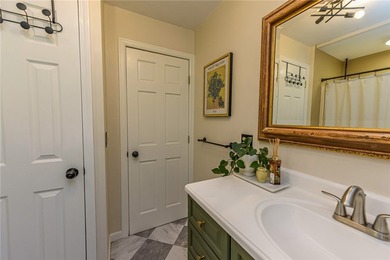 Charming as can be!! Come have a look at this beautiful 3 - photo 24