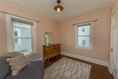 Charming as can be!! Come have a look at this beautiful 3 - photo 25