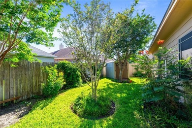 Pristine and move in ready! This amazing and well-maintained one - photo 27