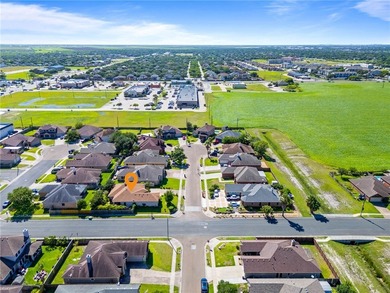 Pristine and move in ready! This amazing and well-maintained one - photo 29