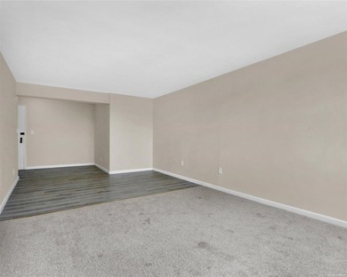 Beautiful co-op style apartment full renovated with new kitchen - photo 10