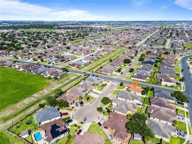 Pristine and move in ready! This amazing and well-maintained one - photo 31