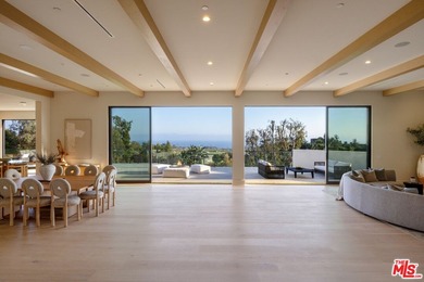 Experience sweeping ocean views and refined modern living from - photo 3