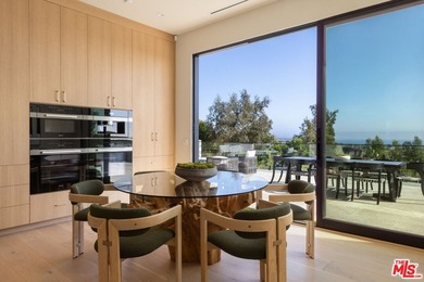 Experience sweeping ocean views and refined modern living from - photo 9