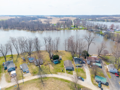 Quiet Lake side setting - photo 2