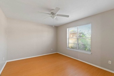 Property Description: This is a great investment opportunity in - photo 6