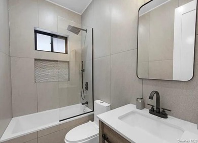 Welcome to 1173 E 43rd St, located in Beautiful Brooklyn NY! - photo 7