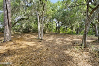 Stunning waterfront homesite among the oaks with expansive views - photo 11